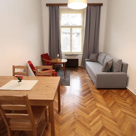 Zizka Home Apartments Praha Bagian luar foto