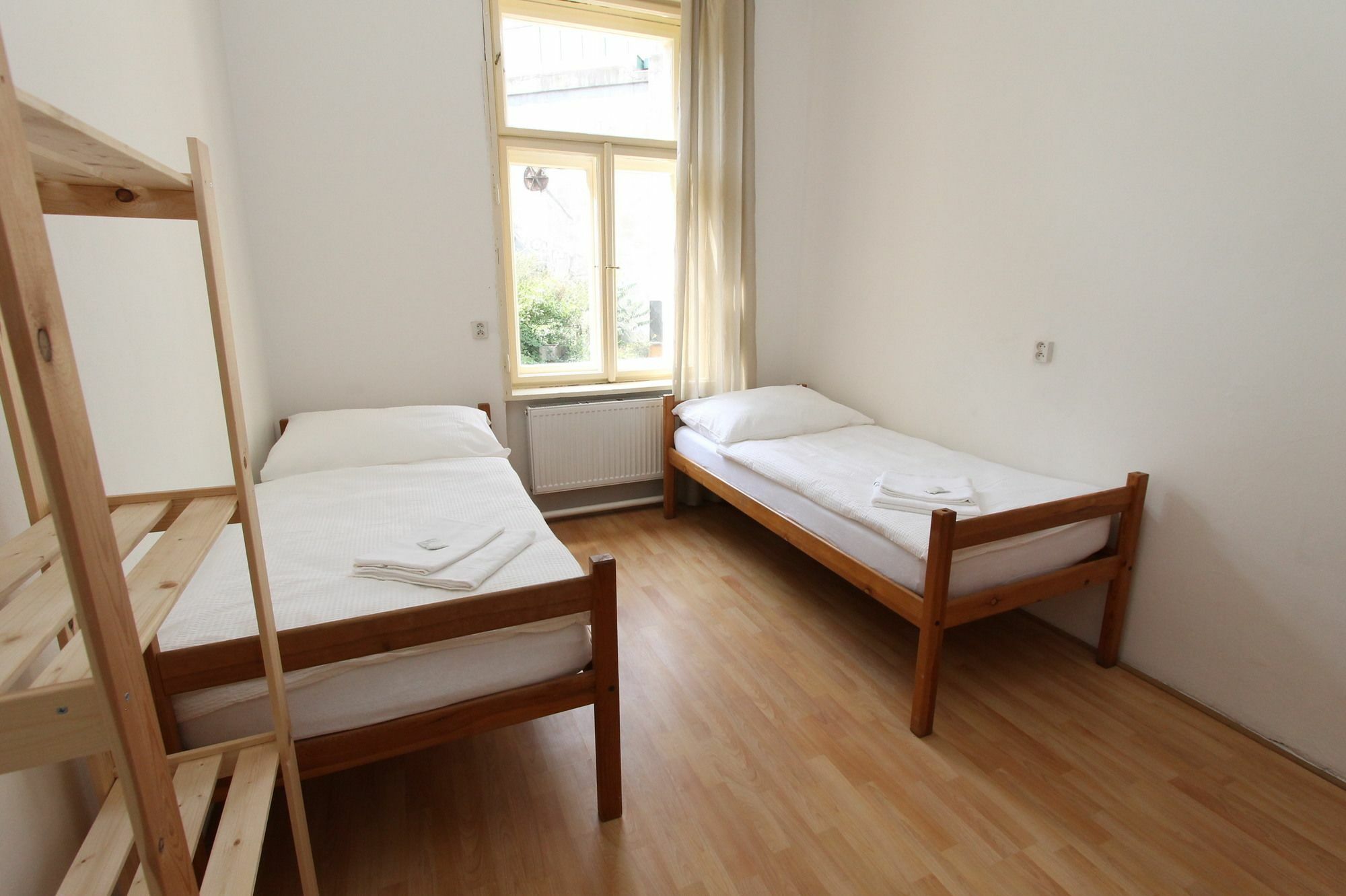 Zizka Home Apartments Praha Bagian luar foto