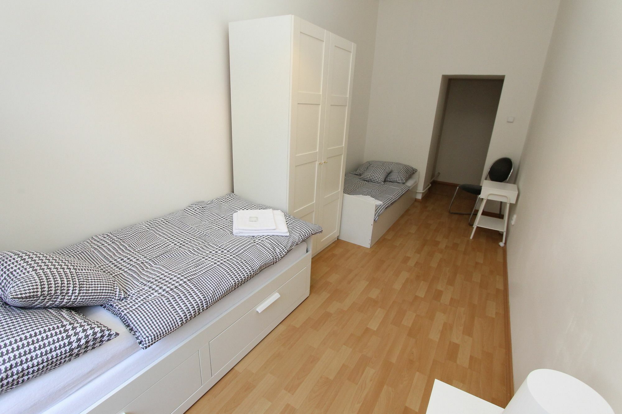 Zizka Home Apartments Praha Bagian luar foto